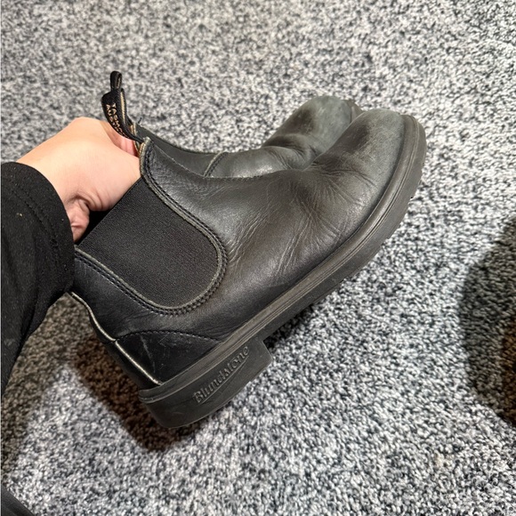 Blundstone Dark Leather Ankle Boots - Picture 7 of 7